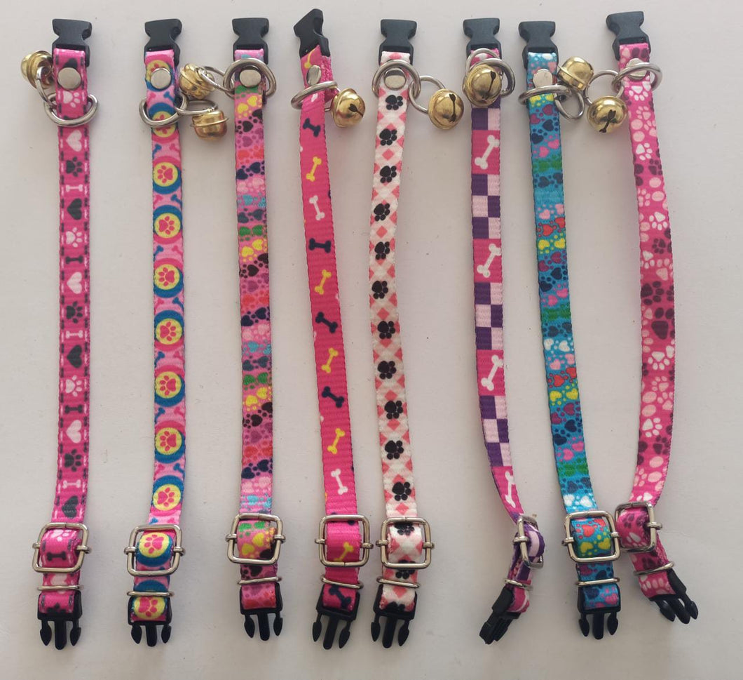 Collar perros pequeños con cascabel decorado