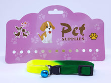 Cargar imagen en el visor de la galería, Collar multicolor con cascabel 1 x 30 cm
