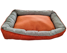 Cargar imagen en el visor de la galería, Cama acolchada elegante
